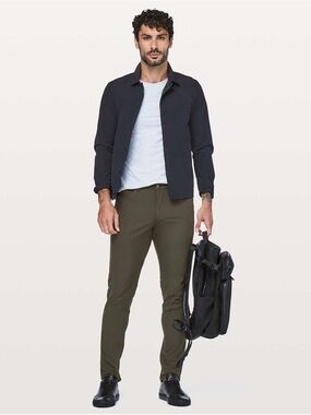 Lululemon ABC Slim size 38
Dark Olive